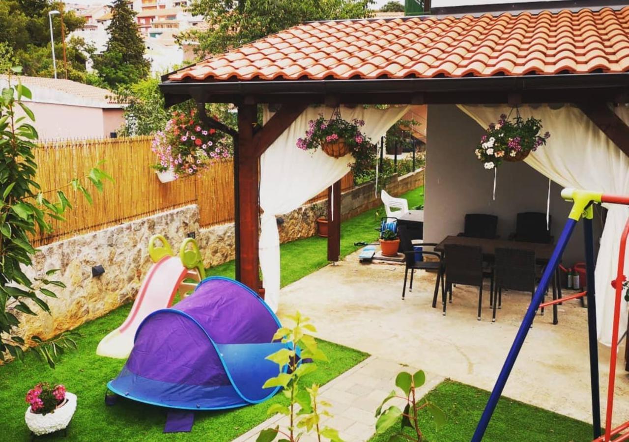 Apartments Tonka Sibenik Ngoại thất bức ảnh