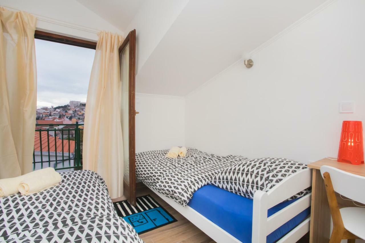 Apartments Tonka Sibenik Ngoại thất bức ảnh