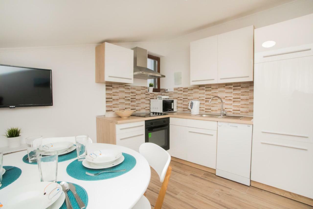 Apartments Tonka Sibenik Ngoại thất bức ảnh