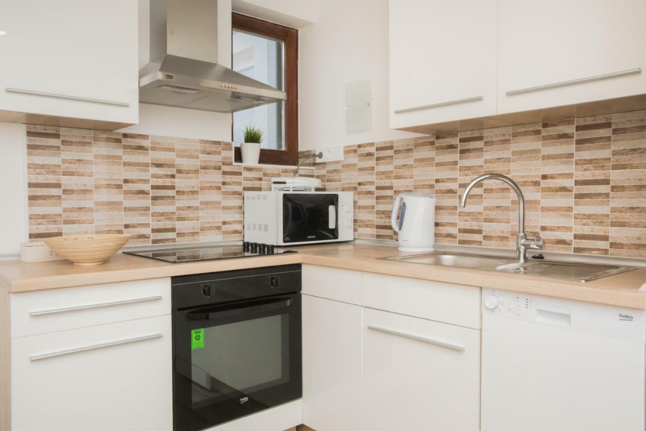 Apartments Tonka Sibenik Ngoại thất bức ảnh