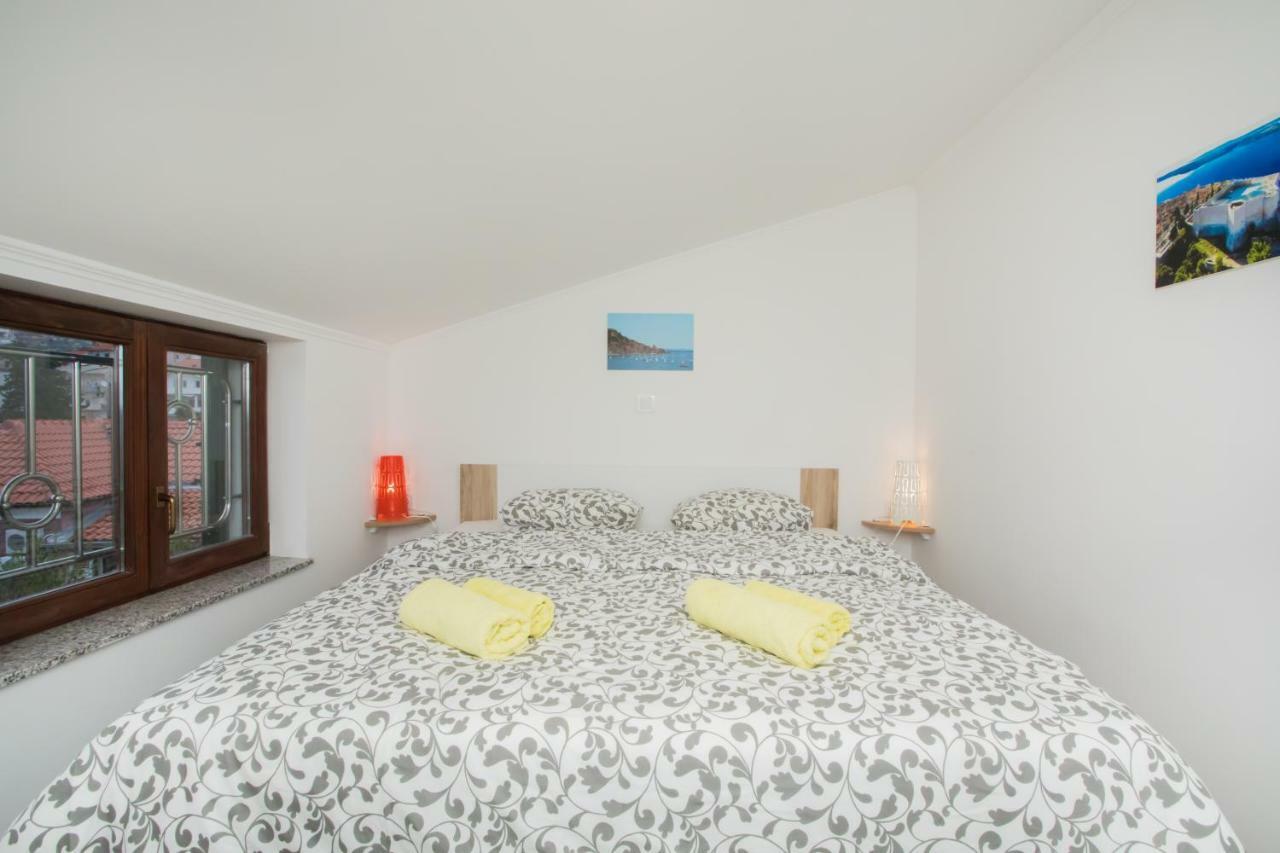 Apartments Tonka Sibenik Ngoại thất bức ảnh